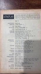 GÜNÜMÜZDE KİTAPLAR AYLIK KÜLTÜR DERGİSİ - SAYI : 15 – MART 1985  RUHİ SU – HİLMİ YAVUZ – TOMRİS UYAR – SÜREYYA BERFE – IŞIL ÖZGENTÜRK – ZEYYAT SELİMOĞLU – SELİM İLERİ – AHMET CEMAL – İSMAİL UYAROĞLU – MUZAFFER BUYRUKÇU – SENNUR SEZER – AHMET ADA – TARIK DURSUN K. – İBRAHİM YILDIRIM – REFİK DURBAŞ – RIFAT MADENCİ – ARDA DENKEL – DEMİRTAŞ CEYHUN – TÜRKER ACAROĞLU – ATİLLA BİRKİYE – ORHAN YILDIRIM – HASAN B. KAHRAMAN – MUZAFFER UYGUNER – ESEN ÇAMURDAN – METİN TURAN – HATİCE AYNUR  TÜRKÜLER ÜZERİNE – BİR KUŞ TUFANI’DIR ŞİMDİ – VE AŞK – BİR FREUD ÇEVİRİSİ ÜZERİNE – Dİ’Lİ GEÇMİŞ ZAMAN – İNSAN KAÇA AYRILIR – PLASTİK BİR DÜNYADA – İKİ GÜNLÜK BAHÇE İZLENİMİ – DANTE ALIGHIERI – ŞİİR VE ÖZGÜNLÜK – BİR YAKAMOZUN PARILTILARI – BİR HAYATTAN SAYFALAR – BİR OZANIN PORTRESİ – CUMARTESİ YALNIZLIĞI – DENİZİN KANI – BABIALİ’NİN KIRK YILI – BİR KİŞİLİK TESTİ – ANLAMIN KÖKENLERİ – ANLAM İLETİŞİM GERÇEKLİK – KADIN ÇEVRESİ YAYINLARI – KDV VE YAYINCILAR – KİTAP YAZILARI – FELSEFE YAYINLARI – MİTHAT  - 72 SAYFA