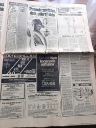 Hürriyet Gazetesi - Turkish Newspaper - 7 Mayıs 1984 - Hürriyet bağlantısızların lideri Hindistan Başbakanı İndira Gandi ile konuştu fotoğraf - vekil müsteşarlar yeni sorun yarattı geçersiz imzalar tartışılıyor - Halkçı Parti ANAP'ın af teklifini destekliyor - 29. Eurovision şarkı yarışmasında Türkiye 12. oldu fotoğraf - dün Hıdırellezdi ateşin üzerinden dilek atlayışı fotoğraf - Ermeni tarihçi Kösseyan'ın itirafı Fransızlar bizi Türklere karşı her zaman kullandı - Danıştay Yahya Demirel'in açtığı davayı reddetti - İhanet Birliği toplantısına TİKP değil TİKB katılmış - Gülhane parkı piknikçilerle kucaklaştı - Humeyni kadın sevmiyor - Patrizia Pellegrini prensle seviştim dedi şöhret oldu - Papa'ya oyuncak tabanca ile ateş açıldı - Emel Sayın'dan büyük Pril konseri - basın Fenerbahçe divanı toplantısını protesto etti - Beşiktaş'a lig sonunda gayret geldi - kuşadası'nı sütyensizler doldurdu Fotoğrafı - Adile Naşit Hulusi Kentmen ve Mehmet Ali Erbil Hürriyet çocuk kulübü etkinliğinde Foto