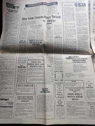 Milliyet Gazetesi - Turkish Newspaper - 17 Mart 1979 - çimento Demir Çelik şeker ve sigaraya zam geldi - İstanbul'da 10 ton sahte yağ ele geçirildi Fotoğrafı - Almanya ve Hollanda'dan 100 F 104 uçağı alıyoruz - Süleyman Demirel TRT'den hesap sormayan namerttir dedi - öğretmen ve yöneticiler tanıklık yapınca Darüşşafaka tatil edildi - Allah dışarıdakilerin yardımcısı olsun yazan Burhan Felek - Çin Devlet Başkanı Hua Vietnam'dan tamamen çekildik dedi - İhsan Sabri Çağlayangil bu hükümet İnönü'nün tabiriyle fena gidecektir dedi - ülkücünün taktiği yoktur yazan Örsan Öymen - kültür bakanı Ahmet Taner Kışlalı Maria Rita Epik'le görüştü - 3. Balkan film şenliği 14 21 Nisan'da İstanbul yapılacak - Melike Demirağ Sürü filminde Fotoğrafı - insanları kandıranlar yazan Metin And - haftanın filmi Kanal başrolde Tarık Akan Tuncel Kurtiz Meral Orhonsay Bulvar Taksim Venüs sinemasında - Galatasaray ve Fenerbahçe yıllarca Türk basketbolunda önderlik yaptılar - milli takımımızın Malta maçı kadrosu