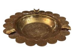 Meksika paralarından yapılmış 15 cm çapında pirinç küllük kül tablası