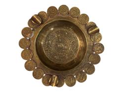 Meksika paralarından yapılmış 15 cm çapında pirinç küllük kül tablası