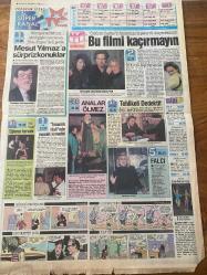 KELEBEK GAZETESİ DOĞUM GÜNÜ HEDİYESİ (TURKISH NEWSPAPPER) -10 ARALIK 1991 - TAM TAKIM 4 SAYFADIR -Adnan Pekak-Demet Akalın-Engin Özer-Murat Aykaç-Erginöz-Cemal Dündar-Azize Bergin-Okan Uysaler-Zeynep Uğur-Gündüz Tezmen-Mesut Yılmaz-Michel Douglas-Glenn Close-John Lithgow-Bill Maynard-Ross Ackland-Bahriye Aksoy-Selen Böke-Leyla Somer-Ölümle randevuyu erteledim-Demet Ruslar’a taktı-Tiyatro cebe girdi-Tutku-Bilmemek ayıp değil-Başka türlü olabilirdi Okan Bey-Salıncak-Mesut Yılmaz’a sürpriz konuklar-Bu filmi kaçırmayın-İki kadın arasında bocalıyor-Anneler ölmez-Tehlikeli Dedektif-Ana zayıflama tozu