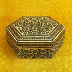 VINTAGE İRAN HATEMİ ALTI KÖŞELİ EL YAPIMI AHŞAP KUTU