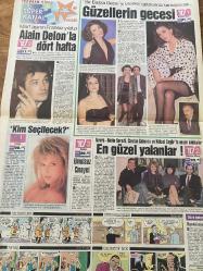 KELEBEK GAZETESİ DOĞUM GÜNÜ HEDİYESİ (TURKISH NEWSPAPPER) - 1 MART 1991 - TAM TAKIM 4 SAYFADIR -Yasemin Kumral-Ahmet Şimşek-Bedri Baykam-Erica-Willem-Frederik W. Klerk-Maristella-Avellini-Romina Power-Ajda Pekkan-Özlem Solim-Sinan Özbalkan-Sibel Tan-Müşerref Akay-Zuhal Olcay-Nevra Serezli-Metin Serezli-Candan Sabuncu-Köksal Engür-Marlon Brando-Matthew Broderick-Sayanar Karaca-Alain Delon-Catherine Oxenberg-Aşk da eskir!-Güney Afrika'nın Romeo-Juliet'i-Sanat için yaşıyorum-Bükülemeyen bilek-O şimdi ressam-Süperstar'ın yeni hobisi-Mutluluğu Persil ile yakalayın-Masallar gerçeğe dönüşürse Cadılar-Güzellerin gecesi-En güzel yalanlar-Kim Seçilecek?-Umutsuz Cinayet-Alain Delon'la dört hafta-Akıl Hocası-Sahte Cennete Veda-Kulaklarda şenlik var-Sağlıklı zayıflayın-Evlilik Köşesi-Özgeçmiş nasıl yazılmalı?-Erkek gözüyle kadın-Takma kirpikler'in dönüşü-Dışardaki Rüzgar-Eleştirmenlerin Seçtikleri-Şair manken-Sarılık siroza dönüşebilir-Dilek kutusu-Günün Ünlüsü-Bugün Doğanlar-Yıldızınız-Kelebek Sin