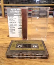 ZÜLFÜ LİVANELİ SEÇME ESERLER 5 EŞKİYA DÜNYAYA HÜKÜMDAR OLMAZ MERHABA KASET