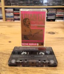 ZÜLFÜ LİVANELİ SEÇME ESERLER 5 EŞKİYA DÜNYAYA HÜKÜMDAR OLMAZ MERHABA KASET cam baskı