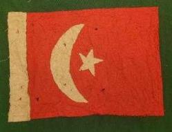 LOT.11 » OLDUKÇA ESKİ ASKER GÖĞÜS CEBİ BAYRAĞI. NADİRATTAN.