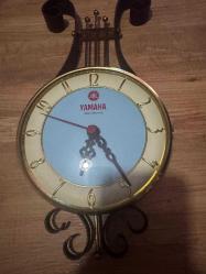 NOSTALJİK FERFORJE LİR TASARIMLI MÜZİK TEMALI YAMAHA ELEKTRONİK METAL KASA ALMAN PİLLİ MAKİNE DUVAR SAATİ ÇALIŞIR DURUMDA