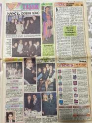 KELEBEK GAZETESİ DOĞUM GÜNÜ HEDİYESİ (TURKISH NEWSPAPPER) - 11 MART 1991 - TAM TAKIM 4 SAYFADIR -Müjde Ar-Cindy Crawford-Yasemin Kumral-Leonardo DiCaprio-Ömür Boz-Sezen Cumhur Önal-Ferdi Özbeğen-Tanju Okan-İlhan Gencer-Sevket Uğurluer-Serap Akıncı-Alaattin İlçi-Joan Collins-Alain Delon-Jack Nicholson-Şener Şen-İlyas Salman-Egemen Bostancı-Kadir İnanır-Barbara Streisand-Platonik Aşk-Müjde’nin dönüşü-Fırsatçı Kaşıkçı-Dillerdeki beraberlik-Ayaklar için mumlu egzersiz-Çocuklarınız havuç sevmiyorsa-Bir Yalan Çemberi rekora gidiyor-Hayko’lu doğum günü-Her şeyi bırakıp uzaklaşmak istiyordu-Ebcioğlu’na saygı-Borsalino ve Ekibi-Jake ve Şişman Adam-Prenses şıklığı