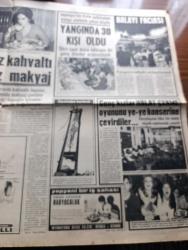 Günaydın Gazetesi - Turkish Newspaper - 29 Kasım 1968 - Üniversite öğrenci birlikleri dağıtılıyor - rektör Ekrem Şerif Egeli öğrencileri bir tek büyük kuruluş altında toplamak çok faydalı olacaktır dedi fotoğraf - öğrenci kuruluşlarının temsilcileri bu büyük ihtilaf yaratacak dediler - kapak kızı oto yarışçısı Rosemary Smith Fotoğrafı - Siyami Ersek hala şaşkın - İstanbul sinema programı - Az gittik uz gittik yazan Aziz Nesin - Adalet Partisinde en büyük çekişme bugün - Jim Maykıl ölümlerden ölüm beğen Foto Roman - meşhurların sabah kahvaltısı - sabah saat 6.00'da uyanan Türkan Şoray'ın ilk işi biraz kahvaltı biraz makyaj Fotoğrafı - Pirelli - dünya şampiyonu Sırrı Acar ceza kuruluna veriliyor - ünlü bisikletçi Nenco Türkiye'ye geliyor - hacettepeli futbolcular kazan kaldırdılar - dağıtılacak olan talebe cemiyetleri listesi - Avrupa şampiyon kulüpler Kupası rövanş maçında Fenerbahçe elendi Fotoğrafı - Ajax'ın büyük ümidi Cruyff İstanbul pavyonlarında eğlendi Fotoğrafı - Metin Oktay