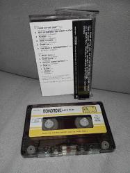 Kaset technotronic pump up the jam Albümü. Orijinal 1990 Kağıt Baskı sorunsuz çalışıyor. Temiz koleksiyonluk