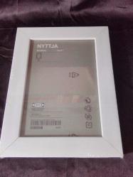IKEA Nyttja fotoğraf çerçevesi (Bej) 13x18 cm. Paket içinde 2 adet çerçeve mevcuttur.