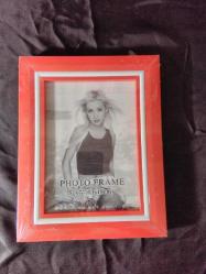 NEROX Resim Çerçevesi (KIRMIZI) 13x18 cm.