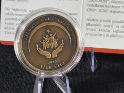 Darphane 2025 Aile Yılı  Bronz Okside Hatıra Sikke | Çil – Kapsül İçinde – Sertifikalı
