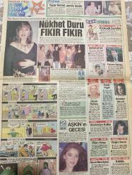 KELEBEK GAZETESİ DOĞUM GÜNÜ HEDİYESİ (TURKISH NEWSPAPPER) - 28 ŞUBAT 1992 - TAM TAKIM 4 SAYFADIR -Muazzez Abacı-Bircan Usallı Sılan-Francis Ford Coppola-Al Pacino-Diane Keaton-Marlon Brando-Robert De Niro-Ahmet Özhan-Azize Bergin-Dr Gündüz Tizmen-Dr Muhteşem Nejad-Muzaffer Buyrukçu-Cemal Dündar-Nükhet Duru-Gülten Evren-Yaşar Kemal-Metin Akpınar-Zeki Alasya-Mahvedici duygusalım-Yıllar boyu Muazzez-Abacı nın evlilikleri-Menopoz görünce-Cinsel saldırılar kleptomaninin nedeni-Filmin yarattığı star-Kelebek Video Rehberi-20 yüzyıl efsanesi Baba III-Gizli Tutkular-Hayalet Kasaba-Toprağın Laneti-Ekspres teki Kadın-İkili İhanet-Krokodil Dundee-Bilmemek ayıp değil-Ağzınızdan çıkanı kulağınız işitsin-Biraz da görgü-Düğün yemeğinde şapka-Sevgili Güzin Abla-Evlilik Köşesi-Nükhet Duru Fikir Fikir-Yarım Elma da Aşkın Gecesi-Gözlerden Kalbe-Kanlı Nigar-Erkekler Ölecek-Gece Devriyesi-Doğru Karar