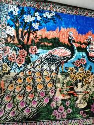 ÇİFT TAVUS KUŞLU KADİFE DUVAR HALISI SÜPER CANLI VE PARLAK RENKLERDE 166X124cm