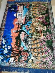 ÇİFT TAVUS KUŞLU KADİFE DUVAR HALISI SÜPER CANLI VE PARLAK RENKLERDE 166X124cm