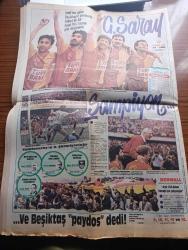 Halka ve Olaylara Tercüman Gazetesi - Turkish Newspaper - 16 Mayıs 1988 - çifte bayram Ramazan bayramı ve 19 Mayıs kutlamaları - Kızılordu 8.5 yıldır işgal ve zulmettiği Afganistan'ı terk etmeye başladı Fotoğrafı - Süleyman Demirel Taha Akyol'a darbelerin ideolojisini anlattı - DYP kongresinin ikinci gününde Hüsamettin Cindoruk bir bildiri yayınlayarak adaylıktan çekildi - teslim ol çağrısına ateşle cevap veren 7 eşkıya öldürüldü - Turgut Özal Marmaris Altın Yunus tesislerini hizmete açtı - Kenan Evren'in Çamlıdere baskını - Kudüs'ü Yahudilerden kimse alamaz - Hasan Celal Güzel'den TRT'ye suçlama - 10. Uluslararası kazı araştırma ve arkeometri sempozyumu - Eyüpspor nefes aldı - Galatasaray şampiyon - Tanju Çolak 37 gol attı - Galatasaray antrenörü Jupp Derwall'den omuzlarda veda - Derwall artık Türk Alman Derneği için çalışacağım dedi - karşıyaka'yı 2-0 yenen Galatasaray'da golleri Tanju Çolak ve Prekazi attı Fotoğrafı - Beşiktaş paydos dedi - Kemal Belgin köşe yazısı - Tv'de bugün