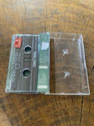 NİLÜFER - YENİDEN YETMİŞE - KASET