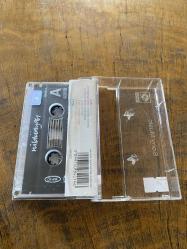 NİL KARAİBRAHİMGİL - NİL DÜNYASI - KASET