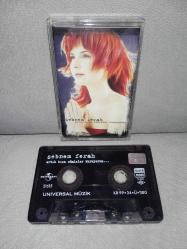 Kaset Şebnem Ferah artık kısa cümleler kuruyorum albümü. Orijinal 1999 Universal müzik. Sorunsuz çalışıyor. kartonet iyi durumda koleksiyonluk