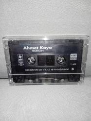 Kaset Ahmet Kaya tedirgin albümü. Orijinal Raks 1993 mavi bandrollü. sorunsuz çalışıyor. kartoneti yok