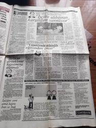 Gölge Adam Gazetesi - Turkish Newspaper - 20-26 Aralık 1988 - yazık ki Danıştay Başkanı olmuş başyazı - Galatasaray'ın yapılan haksızlığı en iyi anlatan mektubu yazan Bülent Batıbay Fotoğrafı - Türk demir Lady'si İmren Aykut'un cesur operasyonu - yasal yoldan nasıl vergi kaçırılıyor - Adnan Kaşıkçı eğitim bursu kuponu - Sovyetler birliği'nde eğitim ve öğretim röportaj Tuğrul Ak yazı dizisi - ANAP Güneydoğu'da istemeyi öğretti - ANAP Genel Başkan Yardımcısı İlker Tuncay DYP'nin kitlelere vereceği yeni bir mesaj yoktur dedi - Deneyimli politikacı İhsan Sabri Çağlayangil'e Yeni Bir siyasal sistem lazım - Midas'ın bilinen kulaklarına bilim adamları yüz yakıştırdı - Lens mi gözlük mü - Arçelik reklamı - yılın olay yaratacak yazı dizisi Türkiye'deki masonların lideri Orhan Alsaç ilk kez açıklıyor Yazı Dizisi - tüm dünyadaki üniversite adresleri ve burs veren kuruluşlar - Türk İş genel grev eğilimde - Galatasaray'a yapılan haksızlığı  en iyi şekilde anlatan milyonluk mektubun tam metni