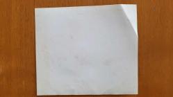 YUNANİSTAN ESKİ BAŞBAKANI ANDREAS PAPANDREU'NUN AJANS-BASIN FOTOĞRAFI (KAĞIT BASKI) (Πρωτότυπη φωτογραφία ειδησεογραφικού πρακτορείου του πρώην Έλληνα πρωθυπουργού Ανδρέα Παπανδρέου.) - 21 x 19 cm EBADINDA - ANDREAS PAPANDREU KÜRSÜDE KONUŞMA YAPARKEN YAPARKEN ÇEKİLMİŞ BİR KARE