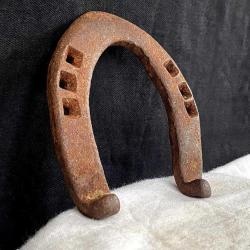 Antika Orijinal Dövme Demir At Nalı