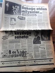 Hürriyet Hafta Sonu Gazetesi - Turkish Newspaper - 16 Ocak 1987 - Serpil Çakmaklı'ya giden yol kız kardeşinin masasından mı geçiyor yoksa dev çiçekten mi Fotoğrafı - Ahu Tuğba erkek kadınmış - parlamenter Atılma Sin pavyonlardan gazinolara terfi etti - İlhan İrem'le uçabilirsiniz Fotoğrafı - Harika Avcı kendini beğenmiyor Fotoğrafı - Tarık Tarcan Ve Sibel Turnagöl Fotoğrafı - Hitler'in göz koyduğu sanatçı Ferdi Tayfur Fotoğrafı - arabeskçi Ferdi Tayfur Amerika'da katil olacaktı Fotoğrafı - eşofmanlı türkücü Bedia Akartürk Fotoğrafı - Gül Erda'nın o biçim fotoğrafları - Arif Sağ suçlanıyor gönülden gönüle mi reklam kuşağı mı Fotoğrafı - Hülya Koçyiğit Kadir İnanır toto'da da loto'da da yattı Fotoğrafı - Zuhal Olcay Müjdat Gezen dulların aşkı Fotoğrafı - Orhan Gencebay'ın kolunda gelin görünce Sevim Emre çatladı Fotoğrafı - Hülya Avşar Kedi Kızı yedi Fotoğrafı - Yönetmen Sinan Çetin eserinden utandı kendi adı yerine uydurma bir isim kullandı - ödüllü yönetmen Korhan Abay'a ayıp etti