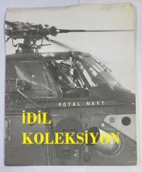 KRAL III. CHARLES'IN (CHARLES PHILIP ARTHUR GEORGE) ORİJİNAL BÜYÜK BOY 2'Lİ FOTOĞRAF SETİ - ORIGINAL PHOTOGRAPH OF CHARLES III, (CHARLES PHILIP ARTHUR GEORGE) - 23,5 x 19 cm ve 22,5 x 18 cm EBADINDA - PRENS CHARLES, HELİKOPTERLE YAPACAĞI İLK EĞİTİM UÇUŞU İÇİN WESSEX COMMANDO HELİKOPTERİNİN KALKIŞA HAZIRLANMASINI KOKPİT EKİBİNİ İZLİYOR. 10.09.1974 - (LIEUTENANT PRINCE CHARLES WATCHES THE FLIGHT DECK CREW READY HIS WESSEX COMMANDO HELICOPTER FOR UPLIFT FOR HIS FIRST TRAINING LIGHT ON HELICOPTERS. 10.9.1974) - ÖZEL ARŞİV