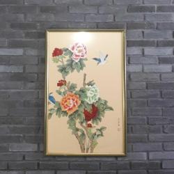 VINTAGE UZAKDOĞU SANATÇI İMZALI , MÜHÜRLÜ , KUŞLAR VE ÇİÇEKLER TEMALI ÇERÇEVELİ TABLO , 86 x 56 cm