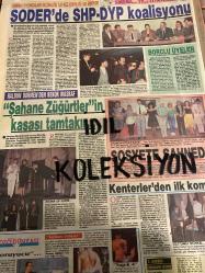 HAFTA SONU DERGİ - GAZETESİ EKSTRA EKİ DOĞUM GÜNÜ HEDİYESİ (TURKİSH -MAGAZINE - NEWSPAPER) - TAM TAKIM 8 SAYFADIR -  24 OCAK 1992 - Sayı: 4 -Bülent Ecevit-Hüseyin Tekin-Derya Alabora-Uğur Yücel-Can Yücel-Melih Kibar-Ali Poyrazoğlu-Nazan Şoray-Fedai Ataman-Lili Garih-Üzeyir Garih-Adnan Şen-Esin Moralıoğlu-Yasemin Koşal-Erol Evgin-Gül Erda-Meral Konrat-Soner Olgun-Nükhet Duru-Attila Atasoy-Turgut Yarkın-Ve Yekta Kopan-Cengiz Kurtoğlu-Şerif Ercan-Kemal Genç-Rasim Dağlı-Erol Atar-Haldun Dormen-Jacques Deval-Metin Serezli-Asude Zeybekoğlu-Osman Serezli-Nevra Serezli-Suat Sungur-Nejat Birecik-Ersin Ökten-Sevil Üstekin-Leyla Üner-Fuat İşhan-Osman Senger-John Irvin-Arnold Schwarzenegger-Meir Zarchi-Eron Tabor-Richard Pace-Gunter Kleemann-Tanju Gürsu-Tarık Akan-Ahmet Mekin-Bülent Bilgiç-Serdar Gökhan-Engin İnal-Türkan Şoray-Fikret Hakan-Perihan Savaş-Bülent Bilgiç-Haluk Kurtoğlu-Ruhi Aygün-Şükran Güngör-Jean De Letraz-Zihni Küçümen-Tevfik Gelenbe-Levent Eryüzlü-Ayşe Tekin-Doğan Aybay-Sevim Gele