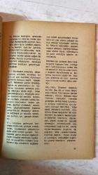 MİMAR SİNAN DERGİSİ - 1979 SAYI: 34  CAVİT YENİCİOĞLU - HALİT ARPAC - SAHİR ERMAN - REŞAT ATABEK - MİŞEL MARGULİES - ZİYA UMUR - A. DOĞAN YALIM - ABDÜRRAHMAN ERGİNSOY - FİKRET ÇELTİKÇİ - FATİH ORBAY - SEMİH TEZCAN - RAŞİD TEMEL - BAHZAT MİNEZ - SUHA UMUR - T. ZİHNİ TARHAN  BÜYÜK ÜSTAD MESAJI - ARDINDAN - TÜRK MASONLUK TARİHİ İLE İLGİLİ PAPALIK BELGELERİ - MASONLUK İÇİN NE YAPMALIYIZ? - EVRENSEL FRANMASONLUK - «TEKRİS» KELİMESİ HAKKINDA - DANİMARKA HÜR MASONLUĞUNUN KISA TARİHİ - MİTHRA (DEVAMI) - MASONLUĞA KABUL EDİLMİŞ İKİ KADIN - MASONLUĞUN YARARLARI - TEKRİS İZLENİMLERİ - DAVRANIŞ VE GÜLÜMSEMEDEN GELEN GERÇEKLER - OLAYLARIN İÇİNDEN - LOCALARDAN HABERLER - VOLTER’İN TEKRİSİ - ÜNLÜ MASONLAR - ARAMIZDAN AYRILANLAR -  TAM TAKIM EKSİKSİZ 80 SAYFA