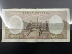 İtalya 10.000 Liret 1962. ÇT. Az Çıkar. Alt Bordürde 1 cm Açılma Vardır. 10000