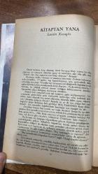 ADAM SANAT DERGİSİ - OCAK 1990 SAYI: 50  MEMET FUAT - SAMİM KOCAGÖZ - MEHMET SERDAR - UĞUR KÖKDEN - A. CELAL BİNZET - GÜRHAN TÜMER - PETER COLLIER - FREDERIC DUCHAMPS - NADEJDA MANDELSTAN - HASAN ANAMUR - ÜSTÜN ALSAÇ - HİLMİ BÜYÜKŞEKERCİ - YAVUZER ÇETİNKAYA - GUSTAV KLIMT - İNCİ ASENA - İ. TİMUÇİN YEKTA - TURGAY FİŞEKÇİ  ŞAİRLER GREVİ - KİTAPTAN YANA - BİLİNÇ ENDÜSTRİSİ - GLAESER: 1902 DOĞUMLULARIN SÖZCÜSÜ - YARATMA SÜRECİNDE BUNALIM - GURBETÇİ YAPITLAR - DEVRİMCİ KÜLTÜR DÜŞLERİ - BİR ŞAİRİN ÖLDÜRÜLÜŞÜ - ANILAR - KLIMT'İN KADINLARI - BİLİNÇSİZ TÜRKÇE KULLANIMI - KARİKATÜRDE GELİŞMELER - TÜRK SİNEMASINDA GENEL GÖRÜNÜM - BU SAYIDAKİ RESSAM - KAPAK - ABONE KOŞULLARI - İLAN KOŞULLARI - 80 SAYFA