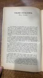 ADAM SANAT DERGİSİ - EYLÜL 1988 SAYI: 34  MEMET FUAT - SAMİM KOCAGÖZ - MEHMET H. DOĞAN - C. M. BOWRA - GÜRHAN TÜMER - ERIC J. HOBSBAWM - İNCİ ASENA - I. TİMUÇİN YEKTA - TURGAY FİŞEKÇİ - YAVUZ KÖSEMEN - MAURIZIO CHIERICI - MARY GORDON - ARLO GUTHRIE - JOHANNES GACHNANG - YAVUZER ÇETİNKAYA - ANTHONY BURGESS - MELİH CEVDET ANDAY - İSKENDER FİKRET AKDORA - NAHİT ULVİ AKGÜN - SABAHATTİN KUDRET AKSAL - CEVAT ÇAPAN - METİN ALTIÖK - ERDAL ALOVA - TARIK GÜNERSEL - REŞİT ERGENER - KÜÇÜK İSKENDER - ALİ ASKER BARUT - KEMAL GÜNDÜZALP - METE ÖZEL - OĞUZHAN AKAY - COPLEY - AYDIN ÜLKEN  MODASI GEÇMEK - SAKINCALI SANATÇI - ŞİİRİN KIYILARINDA - PANTOLONLU BULUTTAN SAVAŞ VE EVREN’E - SANATIN YARARLARI ÜZERİNE - CAZIN DÖNÜŞÜ - HİROŞİMALI ADAM - YIKIMI DÜŞLEMEK - NÖTRON BOMBASI - ZİKZAG YOLCULUK - KIRAATHANE’DEN SEYİRHANE’YE - DÜM-TE-KA DÜM-TEK - 80 SAYFA