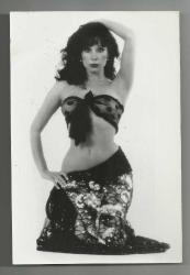 MEŞHUR YILBAŞI DANSÖZÜ SEHER ŞENİZ FOTOĞRAFI...