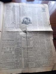 Halka ve Olaylara Tercüman Gazetesi - Turkish Newspaper - 6 Şubat 1963 - Ankara'da feci uçak kazasında ölenler askeri törenle toprağa verildi - Ankara sokakları gözyaşları ile ıslandı Fotoğrafı - albayraklara sarılmış 47 kişi Hacı Bayram camii'nde - annenin ölümü şiiri yazan Necip Fazıl Kısakürek - CHP'den aldığı emri yapan bir parti Yeni Türkiye Partisi - Edirne seller altında Fotoğrafı - Sivas'ta iskambil oynamak yasak - Sülün Osman'ın hocası Kayseri'liyi dolandırdı - Yirmi Sekiz Yıl Sonra İran'da 2 hafta yazan Murat Sertoğlu Yazı Dizisi - Saadet tacı yazan Kerime Nadir Yazı Dizisi - zekat sandıkları yazan Ahmet Kabaklı - Adalet Partisi genel başkanı Ragıp Gümüşpala'nın sözleri - uçak kazasında ölenlere fatihalı uğurlanış Fotoğrafı - Beşiktaş New York turnuvasına gidecek - Beşiktaşlı Güven Önüt'ün sakatlığı mühim değil - verdiği sözü tutan takım Karagümrük - En az gol yiyen kaleci Fenerbahçeli Hazım - milli Lig maçlarında bu haftaki hasılat 246.601 lira - Spor Toto