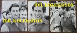 KRAL III. CHARLES'IN (CHARLES PHILIP ARTHUR GEORGE) ORİJİNAL BÜYÜK BOY 3'LÜ FOTOĞRAF SETİ - ORIGINAL (3) PHOTOGRAPH OF CHARLES III, (CHARLES PHILIP ARTHUR GEORGE) - 25 x 20 cm & 25 x 17 cm EBADINDA - PRENS CHARLES, HALK ÖNÜNDE HER ZAMAN NEŞELİ VE CANA YAKIN BİR TAVIR SERGİLER, SIK SIK DA HAZIRDA İYİ NİYETLİ BİR ESPRİSİ BULUNUR. BURADA, 1977'DE WİNDSOR'DAKİ SMİTH'S LAWN'DA GENÇ BİR FRANSIZ TAKIMIYLA ULUSLARARASI POLO MAÇINA ÇIKMAK ÜZEREYKEN GÖRÜLÜYOR. - (PRINCE CHARLES REMAINS GENIAL IN PUBLIC, OFTEN WITH A GOOD NATURED QUIP READY. HERE HE IS ABOUT TO PLAY SOME INTERNATIONAL POLO AGAINST A YOUNG FRENCH TEAM AT SMITH'S LAWN, WINDSOR, 1977. CAMERA PRESS LONDON. JOHN SCOTT) - ÖZEL ARŞİV