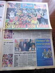 Sağduyu Gazetesi - Turkish Newspaper - 1 Haziran 1999 - uzmanlar Abdullah Öcalan'ın görünüşüne aldanmayın dedi - Abdullah Öcalan kardeşlik ve barış için yaşaması gerektiğini söyleyerek pişmanım dedi Fotoğrafı - şehit yakınları isyan ettiler - DGM'ler değişiyor - DSP pişmanlık yasası istedi - Yunanistan başbakanı Kostas Simitis Öcalan'ın açıklamaları Türk Yunan ilişkilerini zedeleyebilir dedi - PKK'ya destek veren Almanlar Şimdi de Öcalan davasını AİHM'e taşıyor - PKK koruculara saldırdı - Keşmirde mücahitler direnişte - Kosova'da toplu tecavüz var - ABD'den sırplara çağrı Miloseviç'i devirin - İsrail lübnan'ı bombaladı - Abdullah Öcalan'ın yargılandığı tarihi duruşmada mudanya'da kuş uçurtulmadı - Fidan çocuk dergisi sahibi Ali Osman Deniz röportaj - Galatasaray şampiyonluk coşkusunu doyasıya yaşayarak kutlama dersi verdi fotoğraf - Göztepe 17 yıl sonra tekrar birinci ligde - Fenerbahçe'de revizyon - Beşiktaş'ta yabancılar sağlık kontrolünde - sigaraya dakikada 6 kurban