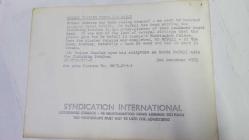 KRAL III. CHARLES'IN (CHARLES PHILIP ARTHUR GEORGE) ORİJİNAL 2'Lİ FOTOĞRAF SETİ - ORIGINAL (2) PHOTOGRAPH OF CHARLES III, (CHARLES PHILIP ARTHUR GEORGE) - 20 x 15 cm EBADINDA - PRENS CHARLES, SAKALLI HEYKELTIRAŞ DAVİD MCFALL'IN GÖZÜNDEN KENDİ PORTRESİNİ GÖRÜYOR. BAY MCFALL, O YAKIŞIKLI KRALİYET BAŞININ ALÇIDAN YAPILMIŞ MODELİNE SON RÖTUŞLARI YAPIYOR. DAVİD MCFALL SON RÖTUŞLARI YAPARKEN PRENS CHARLES HEYKELİNİ İNCELİYOR. - (PRINCE CHARLES HAS BEEN SEEING HIMSELF - AS SEEN BY BEARDED SCULPTOR DAVID MCFALL. MR MCFALL HAS BEEN PUTTING THE FINISHING TOUCHES TO HIS STUDY-PLASTER OF THAT HANDSOME ROYAL HEAD. PRINCE CHARLES EYES HIS SCULPTURE AS DAVID MCFALL ADDS THE FINISHING TOUCHES. 2nd DECEMBER 1975) - ÖZEL ARŞİV