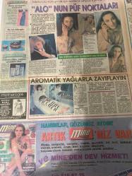 KELEBEK GAZETESİ DOĞUM GÜNÜ HEDİYESİ (TURKISH NEWSPAPPER) - 30 EKİM 1992 - TAM TAKIM 4 SAYFADIR -Salih Acar-Mesut Yılmaz-Robin Williams-Marsha Garces-Anna Nicole Smith-Rupert Murdoch-Hulk Hogan-Eddie Murphy-Willie Nelson-Richard Grieco-Bruce Springsteen-Mickey Rourke-John McEnroe-Psikolog Dr Muhteşem Nejad-Dr Gündüz Tezmen-Azize Bergin-Zeynep Uğur-Tutku Çetin-Hizmetkar eşler-Salih Beyin ailesi-Mesut Yılmaz butik açtı-Ressam Salih Acarın aklı fikri kuşlarda-Kuş kanadında yaşamak-Alo nun püf noktaları-Aromatik yağlarla zayıflayın-Hanımlar gözünüz aydın Artık mine niz var-Makat idrar yolu organı değildir-Oğlumun kalmabağsığı kasıldı-Anne olmak güçlük çekiyorum-Bilmemek ayıp değil-Beylerin doğum günleri-Sevgili Güzin Abla-Tatil köylerinin çılgın eğlenceleri okullu oldu-Animasyon öğretilir-Bandana modası-Anneler babalar-Alo Arkadaş-Alo Hayat Arkadaşı-Müzik Box-Türk Pop-Yabancı Pop-Türk Sanat Müziği-Türk Halk Müziği-Arabesk Fantezi-Astrologi-Yıldızınız-Asteriks Esrarengiz Yolculuk-Bizimkiler