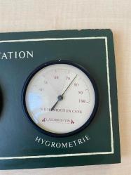 TERMOMETRE VE BAROMETRE AHŞAP NO 683