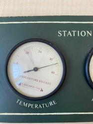 TERMOMETRE VE BAROMETRE AHŞAP NO 683