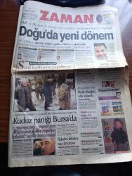 Zaman Gazetesi - Turkish Newspaper - 9 Şubat 2000 - PKK ve Hizbullah sonrası için yeniden yapılanma hamlesi başladı - insan hakları örgütünden suçlama Çeçenistan'da sivil katliam yapılıyor - Almanya'daki dava Metin Kaplan olay çıkardı - Ahmet Kaya Türkçe küfür eden polislerimizi bile özledim dedi fotoğraf - Hizbullahı arşiv çökertecek - Danıştay'dan Merve Safa Kavakçı'ya ret - depremzedenin feryadı - Kuzey Irak eyaletleşiyor - Avrupa Birliği Türkiye'den memnun - dışarıdakiler yazan Eyüp Can Yazı Dizisi - Süleyman Demirel patates inceledi - Abdullah Gül'e karşı Numan Kurtulmuş - Cengiz Çandar benim şehirlerim - Bornova'da çarşı pazar açıldı fotoğraf - Tema vakfı başkanı Hayrettin Karaca doğulu gençlere barış toprağın bağrında dedi fotoğraf - Hakan Şükür'e övgü - Beşiktaş pusuya yattı - Trabzonspor teknik direktörü Giray Bulak Arif Erdem emek hırsızı dedi - Ülker coachu Murat Didin Cibona'yı patlatırız - Fenerbahçe'de başkanlık için hazırlanan Vefa Küçük iddialı geliyor - Aziz Yıldırım
