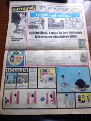 Yeni Asır Sarmaşık Gazetesi - Turkish Newspaper - 19 Şubat 1972 - tiyatro sevgisi daha ağır bastı Müjdat Gezen ve İlhan Daner yuvaya döndü Fotoğraf - Seher Şeniz daha Konak meydanını bile görmedi Fotoğrafı - Ayben Erman çillerim benim her şeyim diyor Fotoğrafı - Jackie Onassis bir fotoğrafçı yüzünden mahkemede 2 saat ifade verdi - Bahar Erdeniz'in kaprislerinden bıkan menajeri Yılmaz Koç şimdi yeni bir yıldız yaratacağım diyor Fotoğrafı - Cüneyt Arkın burdur'da deprem ile ilgili film çekiyor - Fatma Girik Fotoğrafı - Landru ve cinayetleri - hırsız oynayanlar Cüneyt Algür Suna Sunay Zeki Tüney Özcan Bilge Talat Gözbak Sabahat Işık Foto Roman - Ersen Pop Folk'u anlatıyor - Ege'de haftanın plakları - My Boy Richard Harris söylüyor - kederli yıllar oynayanlar Meliha Şoray Eyüp Uyanıkoğlu Mehmet Özekit Nazlı Ece Ferda Büyükgüneş Foto Roman - futbolda siyah tehlike - 8 Afrika ülkesi Avrupa'da boy göstermek için kıyasıya mücadeleye girişti - John Miller futbol topu dikerek milyoner oldu foto