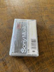 CHANTAL - KREVIAZUK - UNDER THESE ROCKS AND STONES - KASET (JELATİNİNDE)