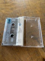 NİLÜFER - YİNE YENİ YENİDEN - KASET