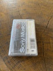 CHANTAL - KREVIAZUK - UNDER THESE ROCKS AND STONES - KASET (JELATİNİNDE)